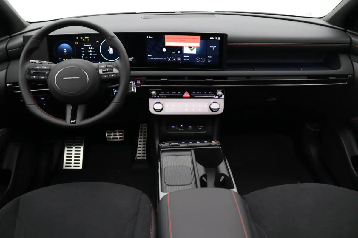 1.6 T-GDI PHEV N Line Business Sky / Uit Voorraad Leverbaar / Schuif&Kantel Dak / Stoel en Stuurwiel Verwarming Voorzijde /