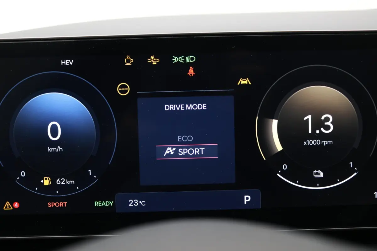1.6 T-GDI PHEV N Line Business Sky / Uit Voorraad Leverbaar / Schuif&Kantel Dak / Stoel en Stuurwiel Verwarming Voorzijde /