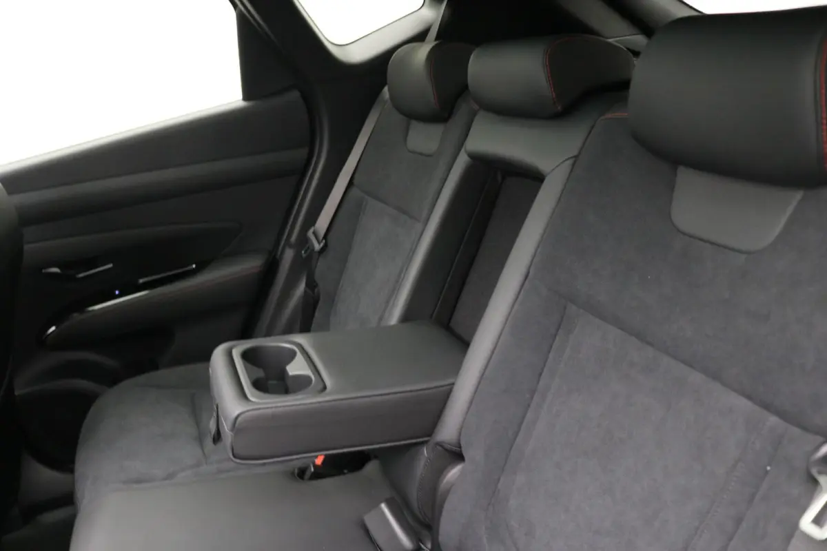 1.6 T-GDI PHEV N Line Business Sky / Uit Voorraad Leverbaar / Schuif&Kantel Dak / Stoel en Stuurwiel Verwarming Voorzijde /