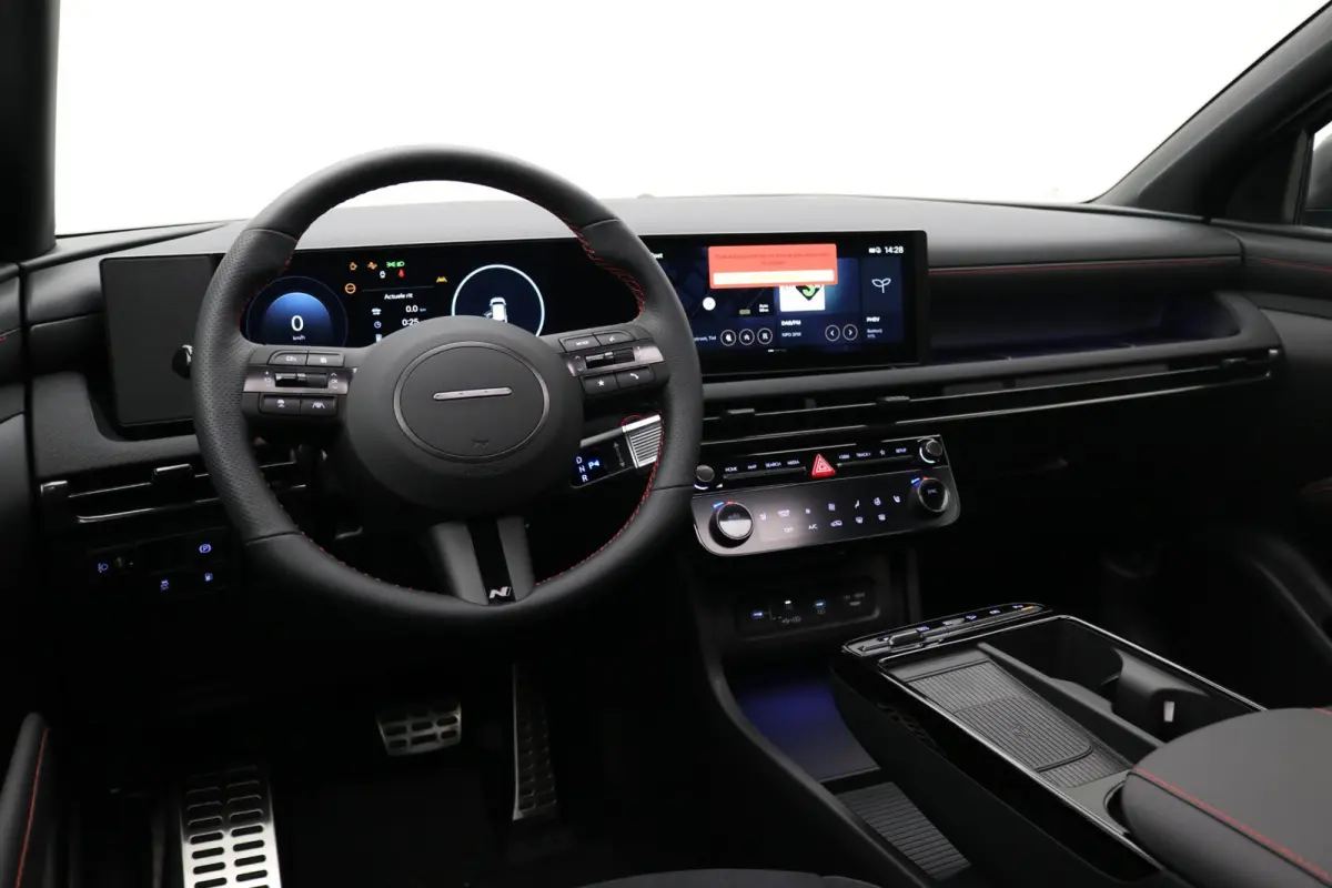 1.6 T-GDI PHEV N Line Business Sky / Uit Voorraad Leverbaar / Schuif&Kantel Dak / Stoel en Stuurwiel Verwarming Voorzijde /