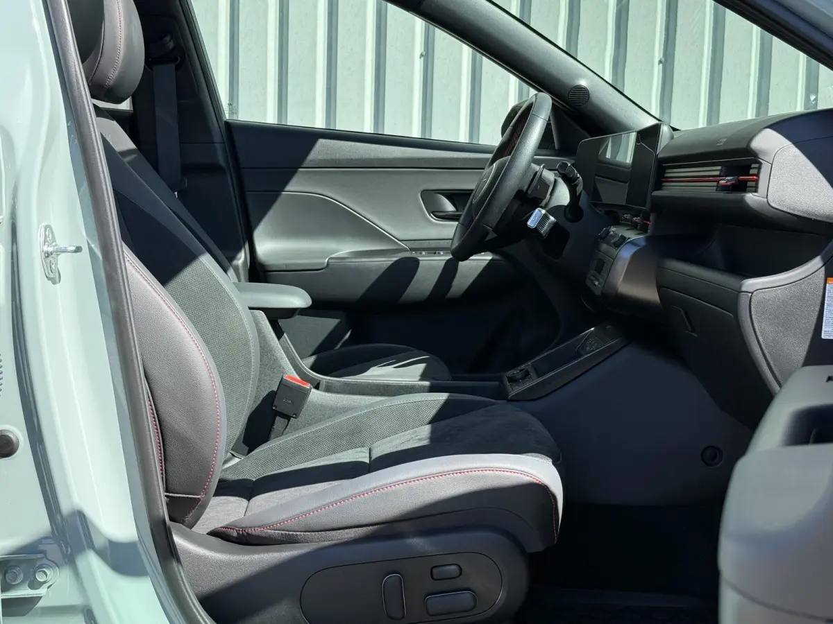 1.6 GDI HEV N Line Sky / Stoel verwarming/verkoeling / Schuif/Kantel dak / Parkeerassistent / 360 Camera / Dashcam / Elektrische achterklep / Bose Audio /