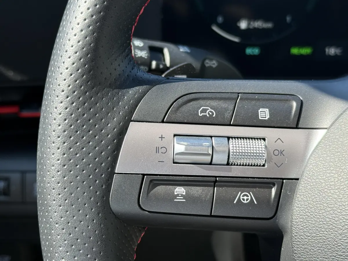 1.6 GDI HEV N Line Sky / Stoel verwarming/verkoeling / Schuif/Kantel dak / Parkeerassistent / 360 Camera / Dashcam / Elektrische achterklep / Bose Audio /
