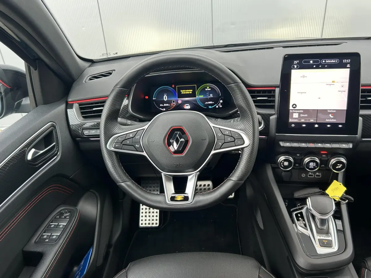 1.6 E-Tech Hybrid 145 R.S. Line / Schuif&Kanteldak / Navigatie / Airco / Lederen Bekleding / Cruise Control / | Apple Carplay/Android Auto | Blind Spot Warning | Elektrisch glazen schuif-/ka