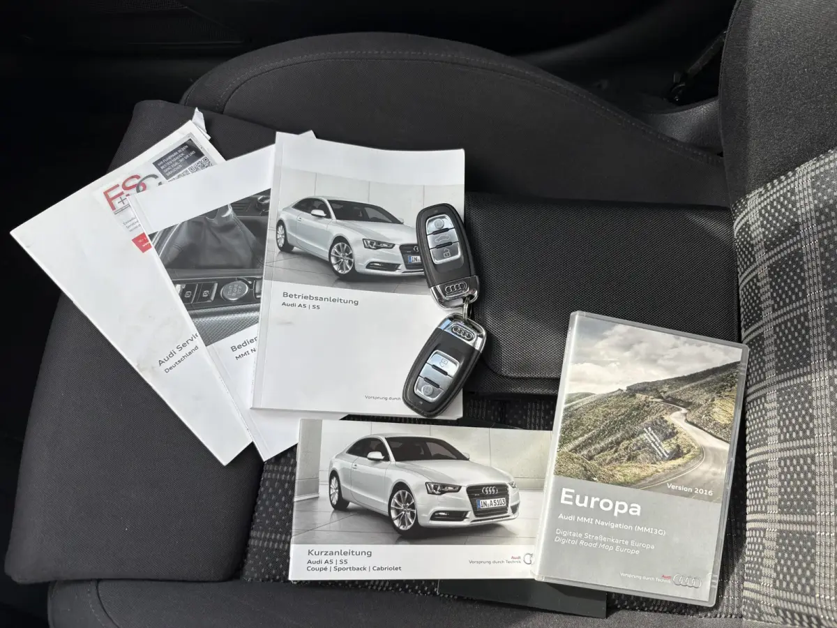 1.8 TFSI Business Edition / Trekhaak Geremd 1.500 kg / Navigatie / Cruise control / Airco / Bi-xenon koplampen / | Bi-xenon koplampen | Cruise control | Lendesteunen (verstelbaar)