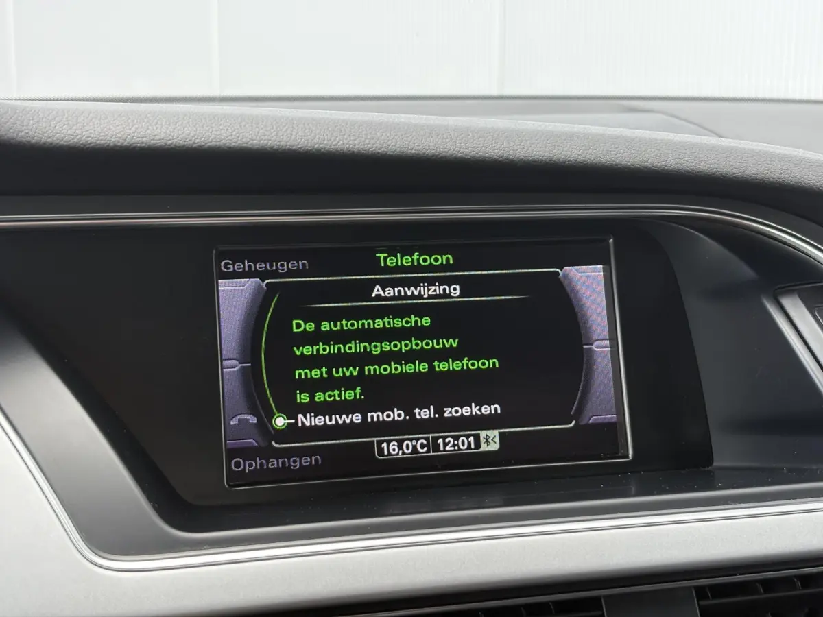 1.8 TFSI Business Edition / Trekhaak Geremd 1.500 kg / Navigatie / Cruise control / Airco / Bi-xenon koplampen / | Bi-xenon koplampen | Cruise control | Lendesteunen (verstelbaar)