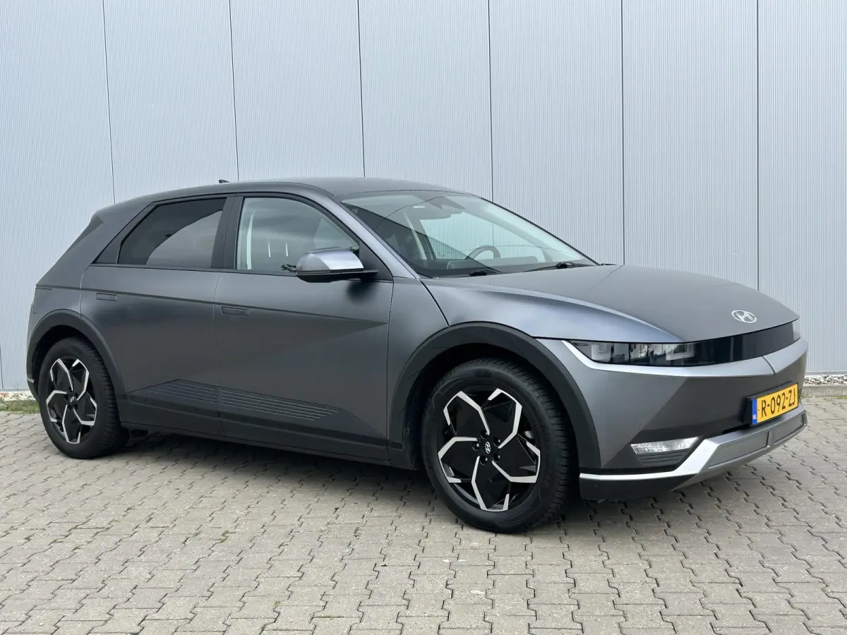 Style 58 kWh / Airco / Navigatie / Cruise Control Adaptief / 3 Fase Laden / | Achteruitrijcamera | Apple Carplay/Android Auto | Audio installatie