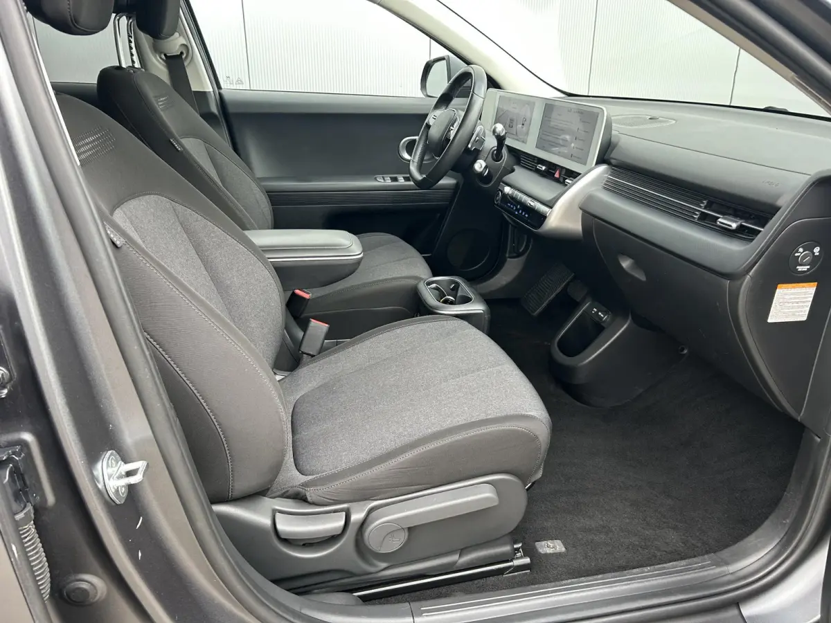 Style 58 kWh / Airco / Navigatie / Cruise Control Adaptief / 3 Fase Laden / | Achteruitrijcamera | Apple Carplay/Android Auto | Audio installatie