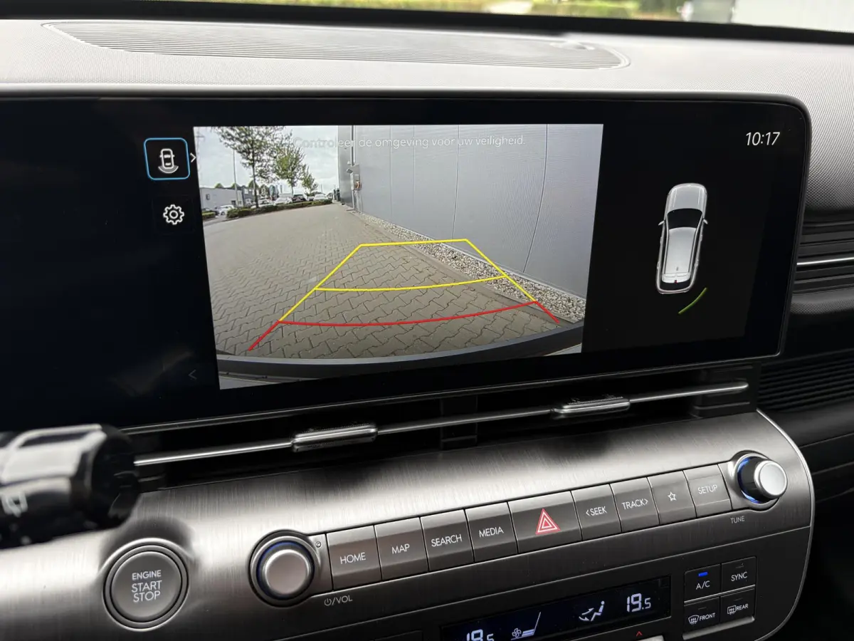 1.6 GDI HEV Comfort Plus / Stoelverwarming voor en achter / Stuurverwarming / Navigatie / Apple Carplay/Android Auto / Stof/Lederen bekleding / Climate Control / Cruis Control Adaptief /