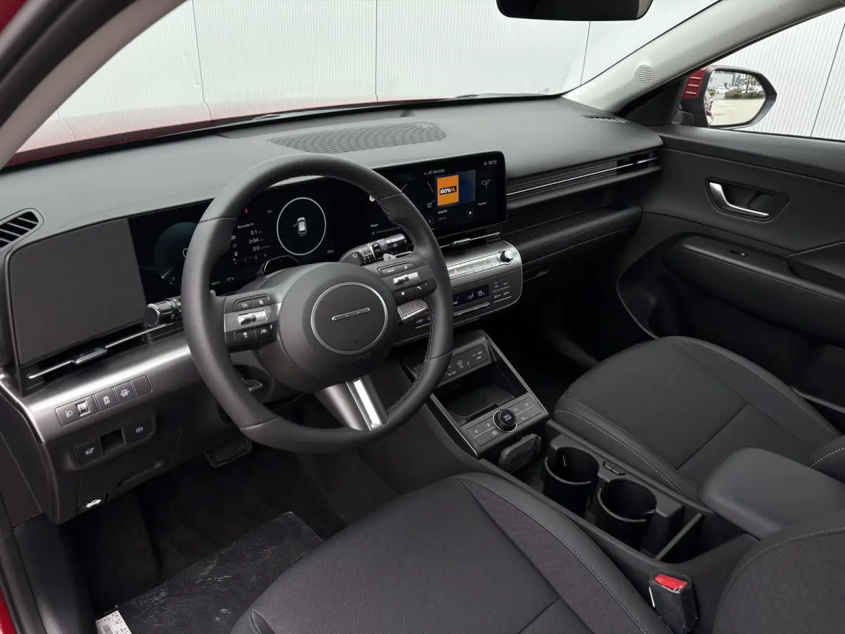 1.6 GDI HEV Comfort Plus / Stoelverwarming voor en achter / Stuurverwarming / Navigatie / Apple Carplay/Android Auto / Stof/Lederen bekleding / Climate Control / Cruis Control Adaptief /