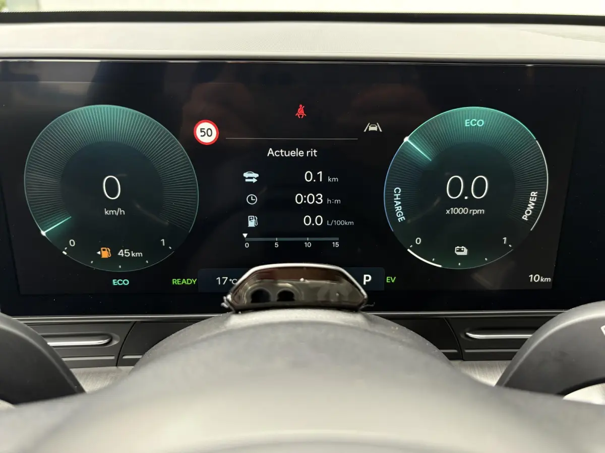1.6 GDI HEV Comfort Plus / Stoelverwarming voor en achter / Stuurverwarming / Navigatie / Apple Carplay/Android Auto / Stof/Lederen bekleding / Climate Control / Cruis Control Adaptief /
