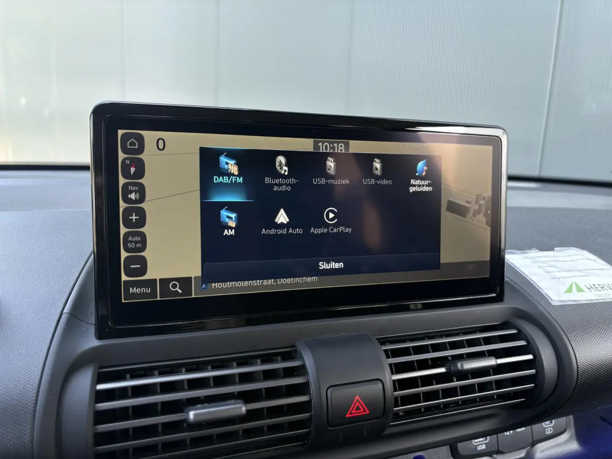 Evolve 49 kWh | Apple Carplay/Android Auto | Autonomous Emergency Braking | Buttercream Yellow