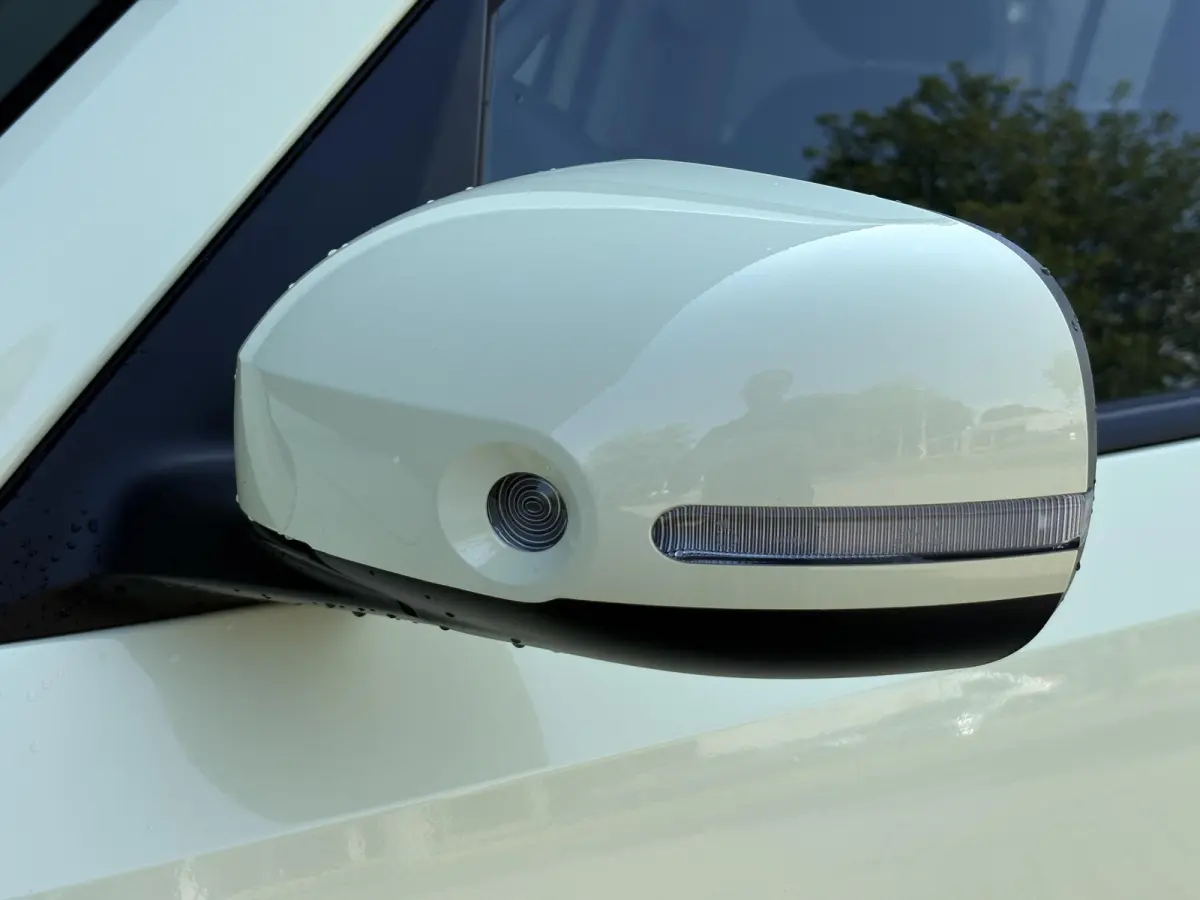Evolve 49 kWh | Apple Carplay/Android Auto | Autonomous Emergency Braking | Buttercream Yellow