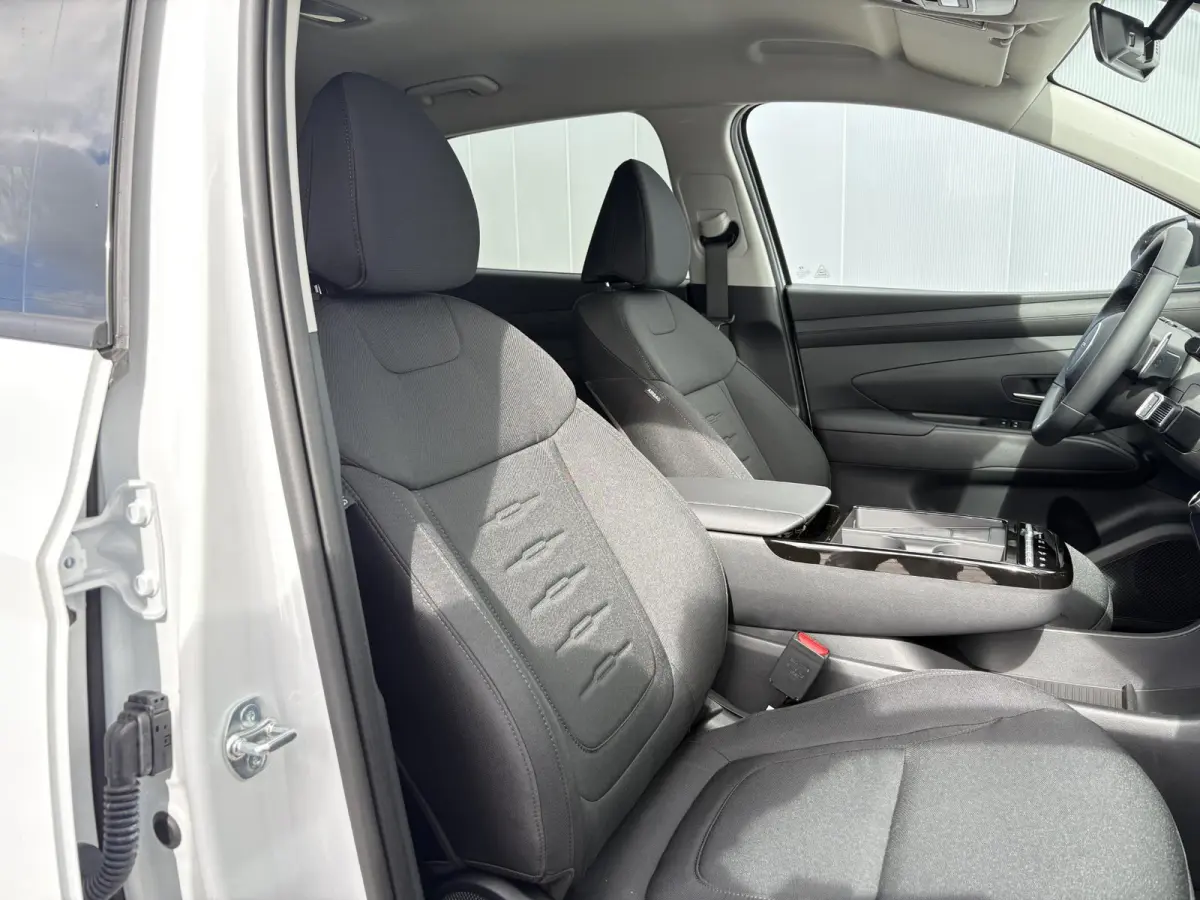 1.6 T-GDI PHEV Comfort / €6000,- Voordeel / Uit Voorraad Leverbaar / Navigatie / Cruise Control Adaptief /