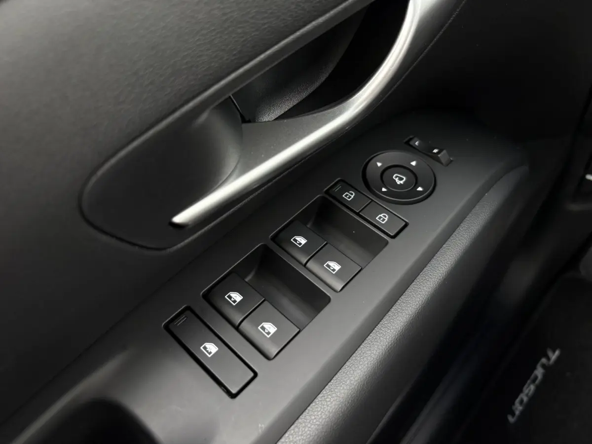 1.6 T-GDI PHEV Comfort / €6000,- Voordeel / Uit Voorraad Leverbaar / Navigatie / Cruise Control Adaptief /