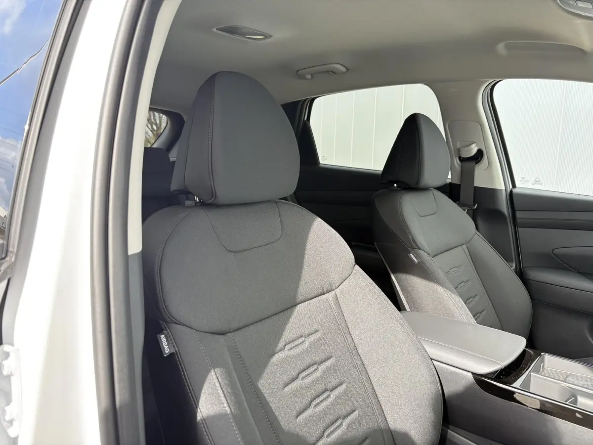 1.6 T-GDI PHEV Comfort / €6000,- Voordeel / Uit Voorraad Leverbaar / Navigatie / Cruise Control Adaptief /