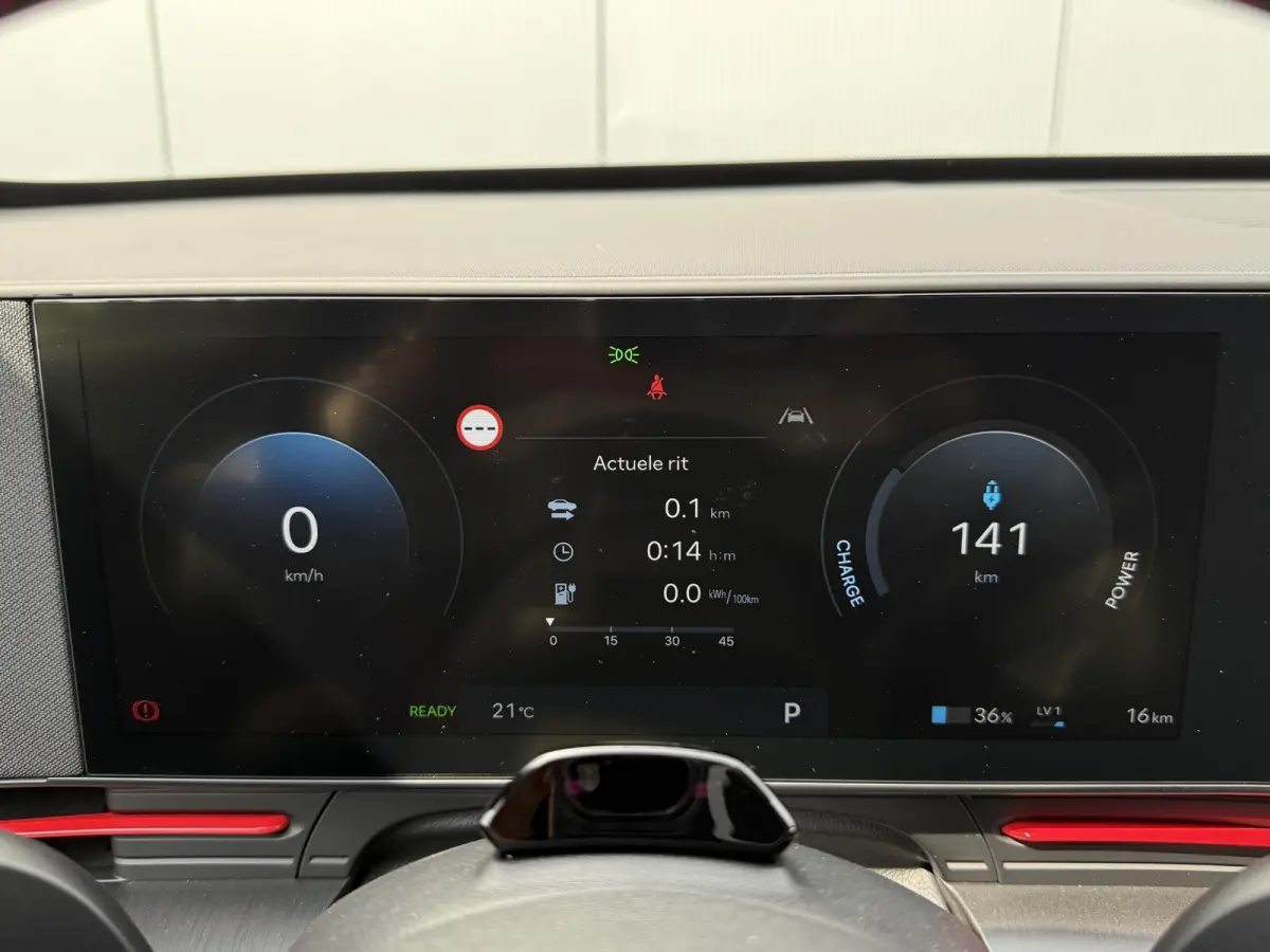 N Line Business 64.8 kWh / Navigatie / Cruise Control Adaptief / Blind Spot Warning / Bose Sound System / Airco Automatisch /