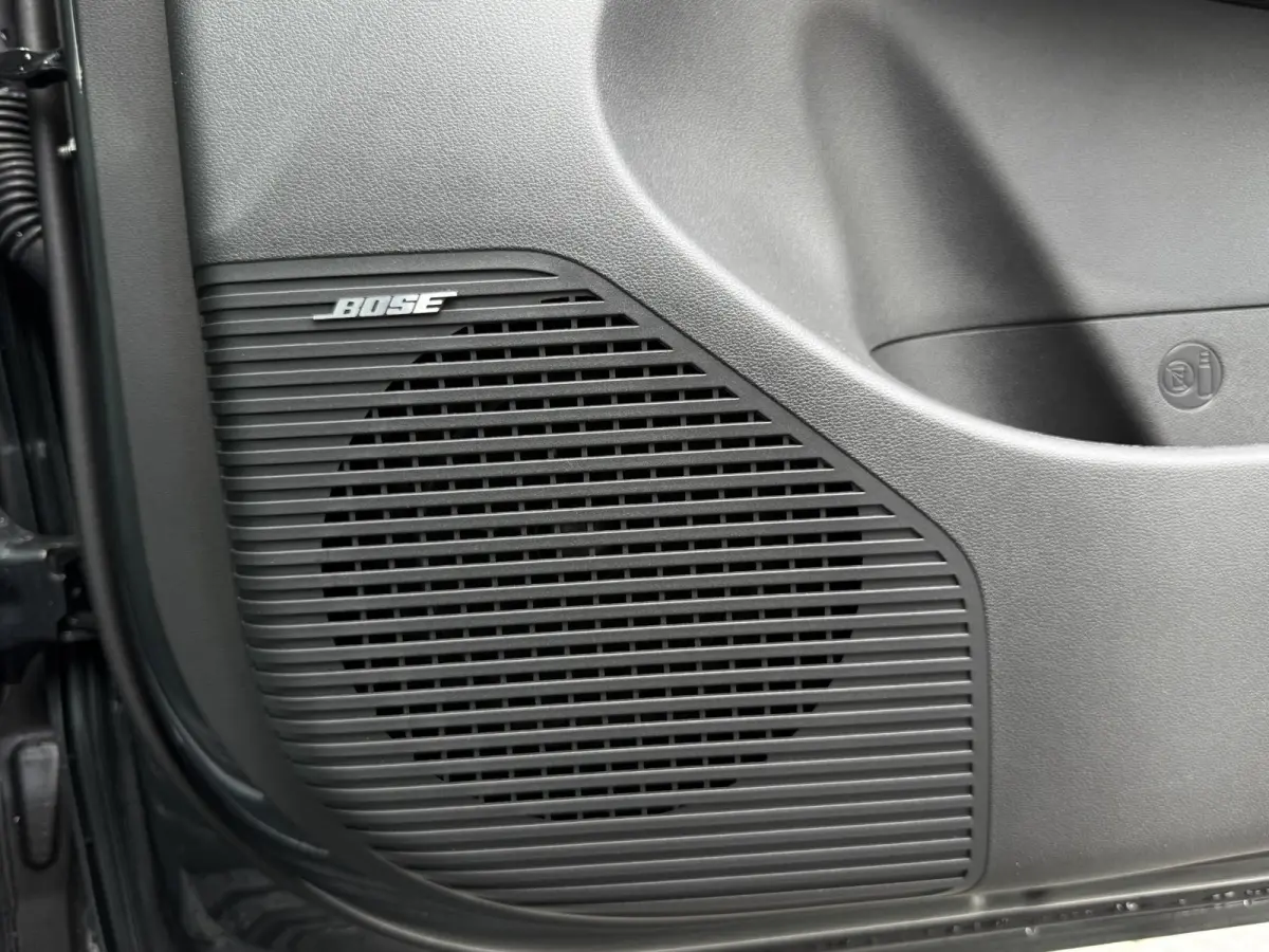 N Line Business 64.8 kWh / Navigatie / Cruise Control Adaptief / Blind Spot Warning / Bose Sound System / Airco Automatisch /