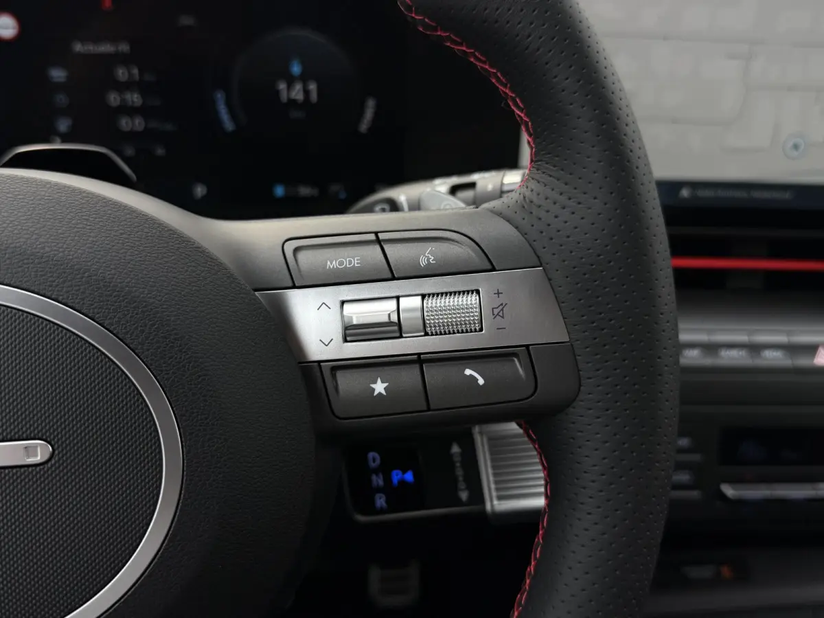 N Line Business 64.8 kWh / Navigatie / Cruise Control Adaptief / Blind Spot Warning / Bose Sound System / Airco Automatisch /