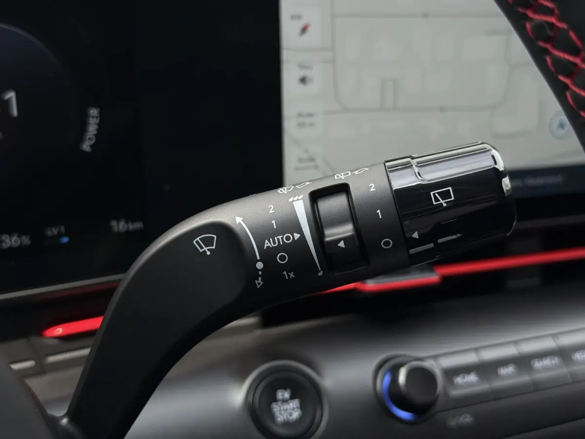 N Line Business 64.8 kWh / Navigatie / Cruise Control Adaptief / Blind Spot Warning / Bose Sound System / Airco Automatisch /
