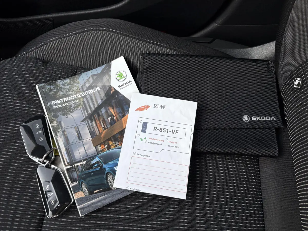 1.5 e-TSI Sport Business | All-season banden | Trekhaak 1300 kg geremd | Apple Carplay/Android Auto | Navigatie via carplay | Cruise control | Volledig Dealer onderhouden |