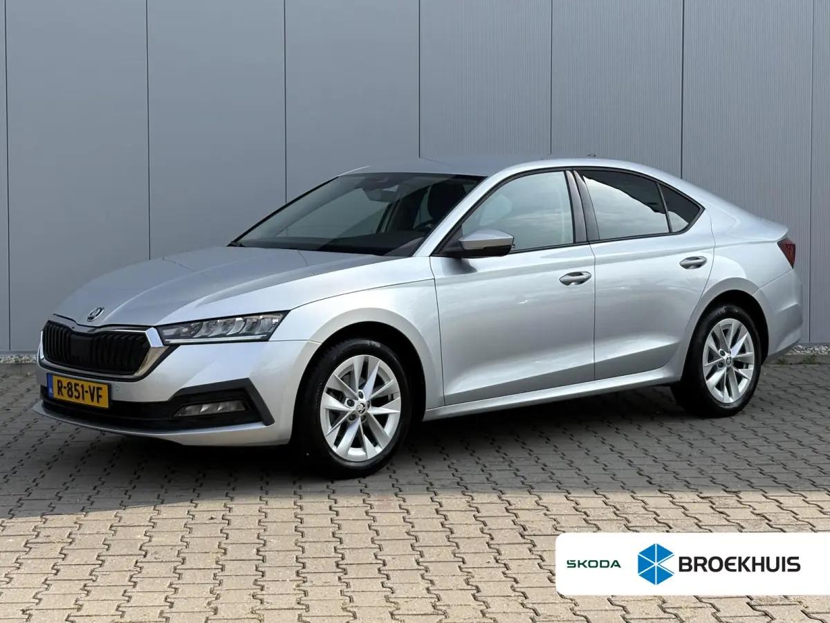 1.5 e-TSI Sport Business | All-season banden | Trekhaak 1300 kg geremd | Apple Carplay/Android Auto | Navigatie via carplay | Cruise control | Volledig Dealer onderhouden |