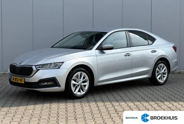 1.5 e-TSI Sport Business / All-season banden / Trekhaak 1300 kg geremd / Apple Carplay/Android Auto / Navigatie via carplay / Cruise control / Volledig Dealer onderhouden / | All-season band