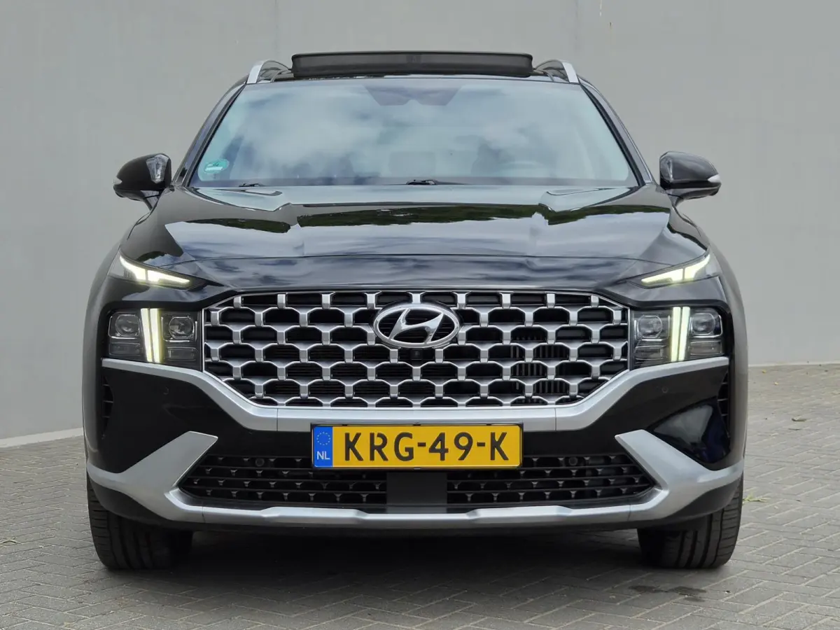 1.6 T-GDI PHEV Premium Sky / SOH 100% / Dealer onderhouden / Glazen schuif- en kanteldak / Head Up Display / Trekgewicht 1350 kg / Elektrische achterklep / Stuur- Stoel & Achterbank verwarmi