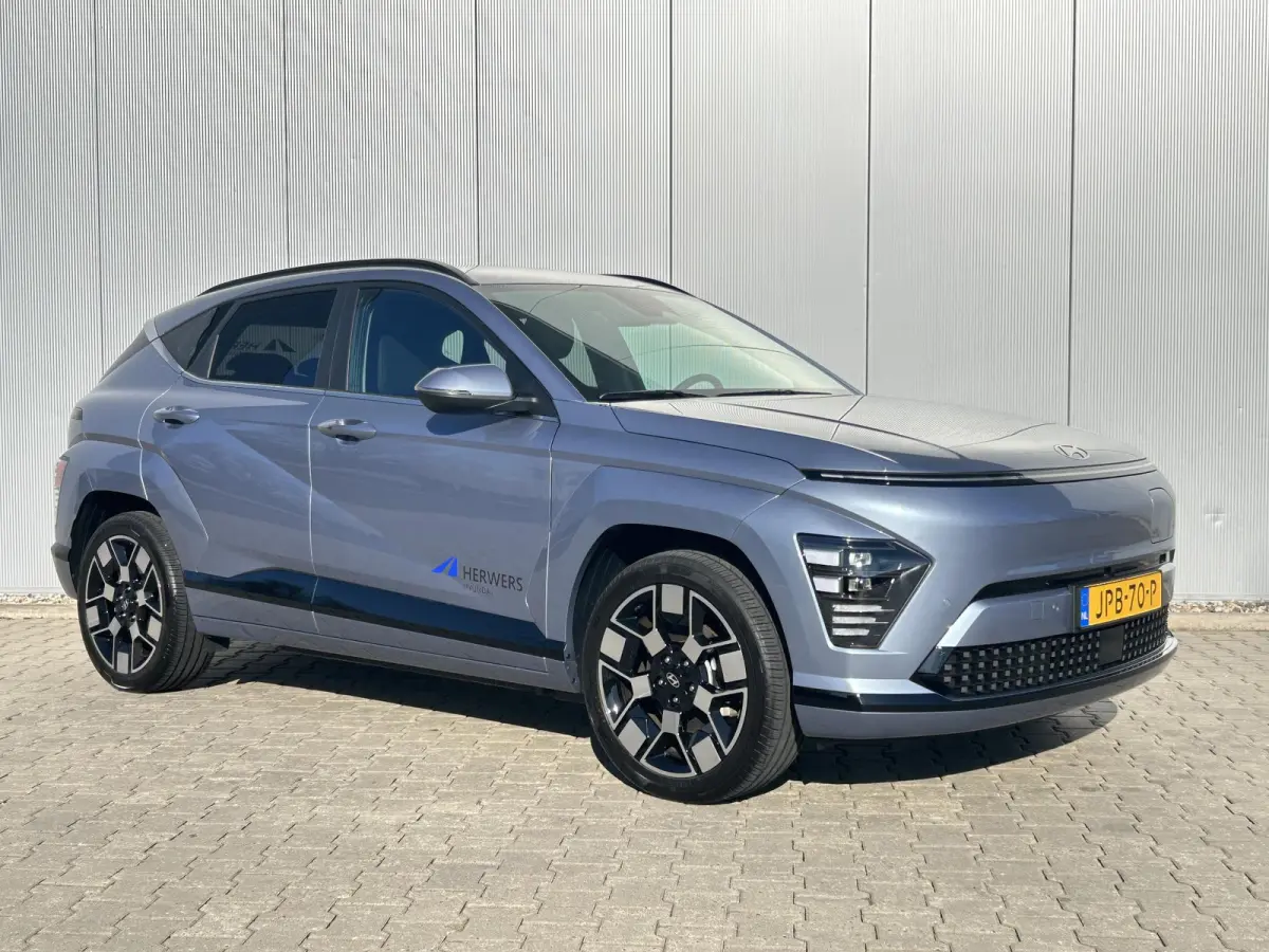 Comfort Smart 65.4 kWh / Navigatie / Cruise Control Adaptief / Climate Control / Achterklep Elektrisch / Stoel & Stuurwiel Verwarming Voorzijde /