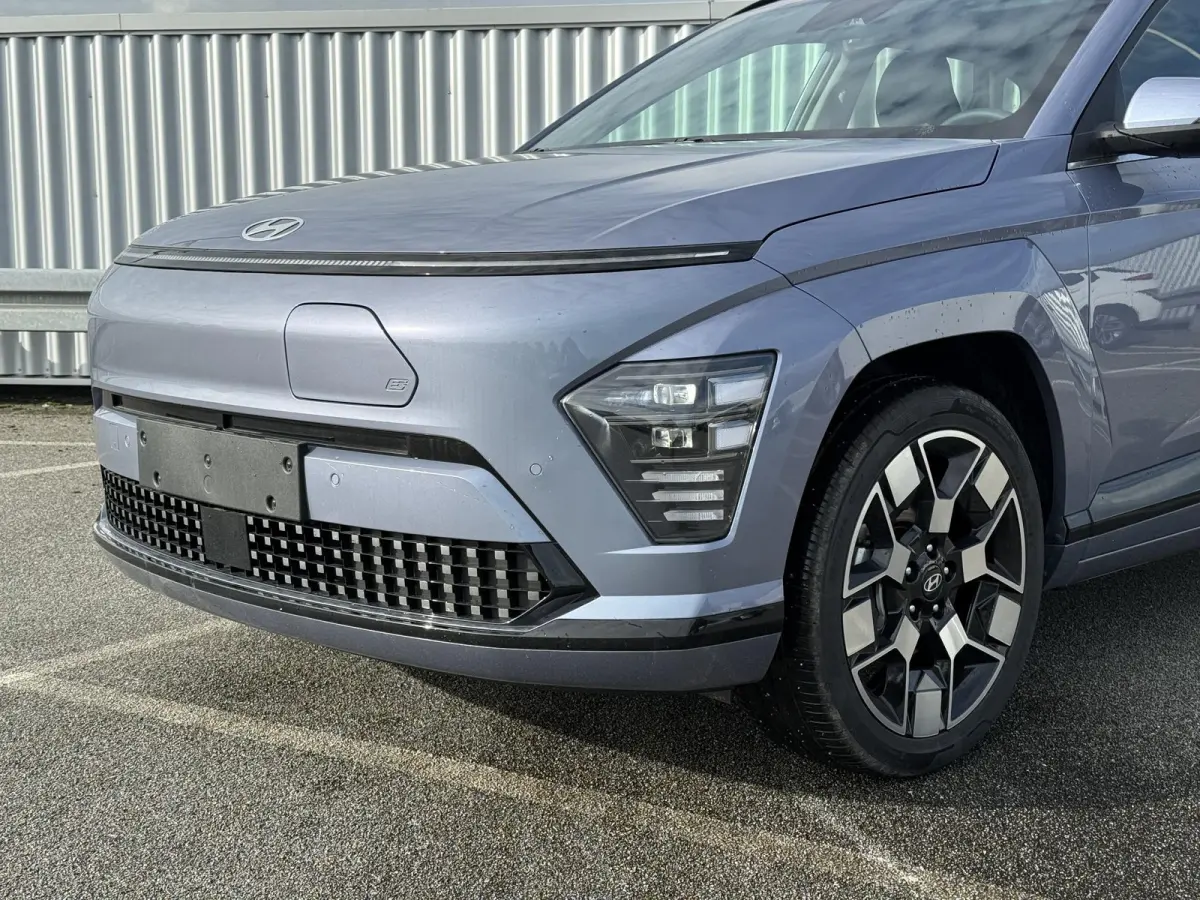 Comfort Smart 65.4 kWh / Navigatie / Cruise Control Adaptief / Climate Control / Achterklep Elektrisch / Stoel & Stuurwiel Verwarming Voorzijde /