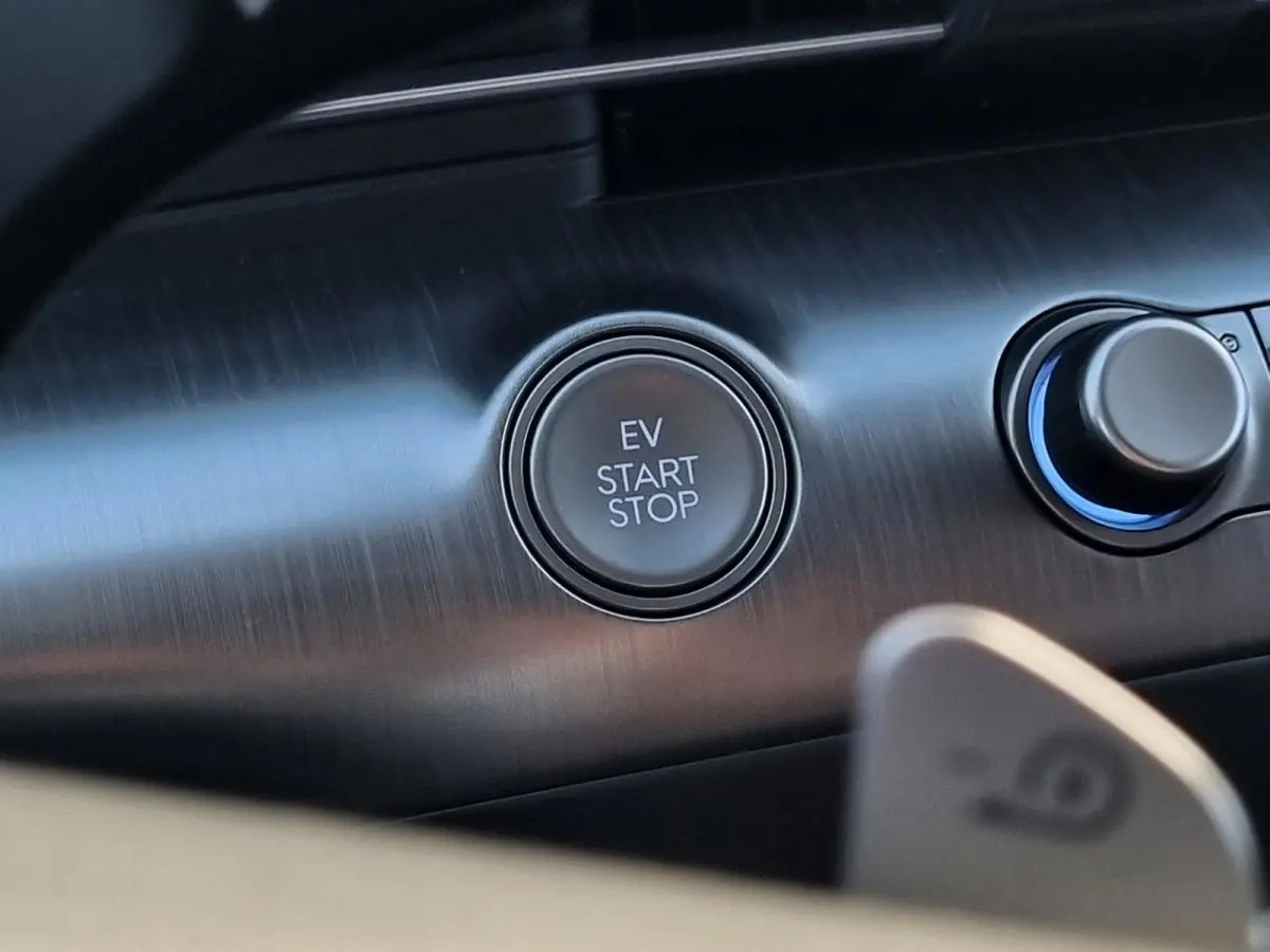 Comfort Smart 65.4 kWh / Navigatie / Cruise Control Adaptief / Climate Control / Achterklep Elektrisch / Stoel & Stuurwiel Verwarming Voorzijde /