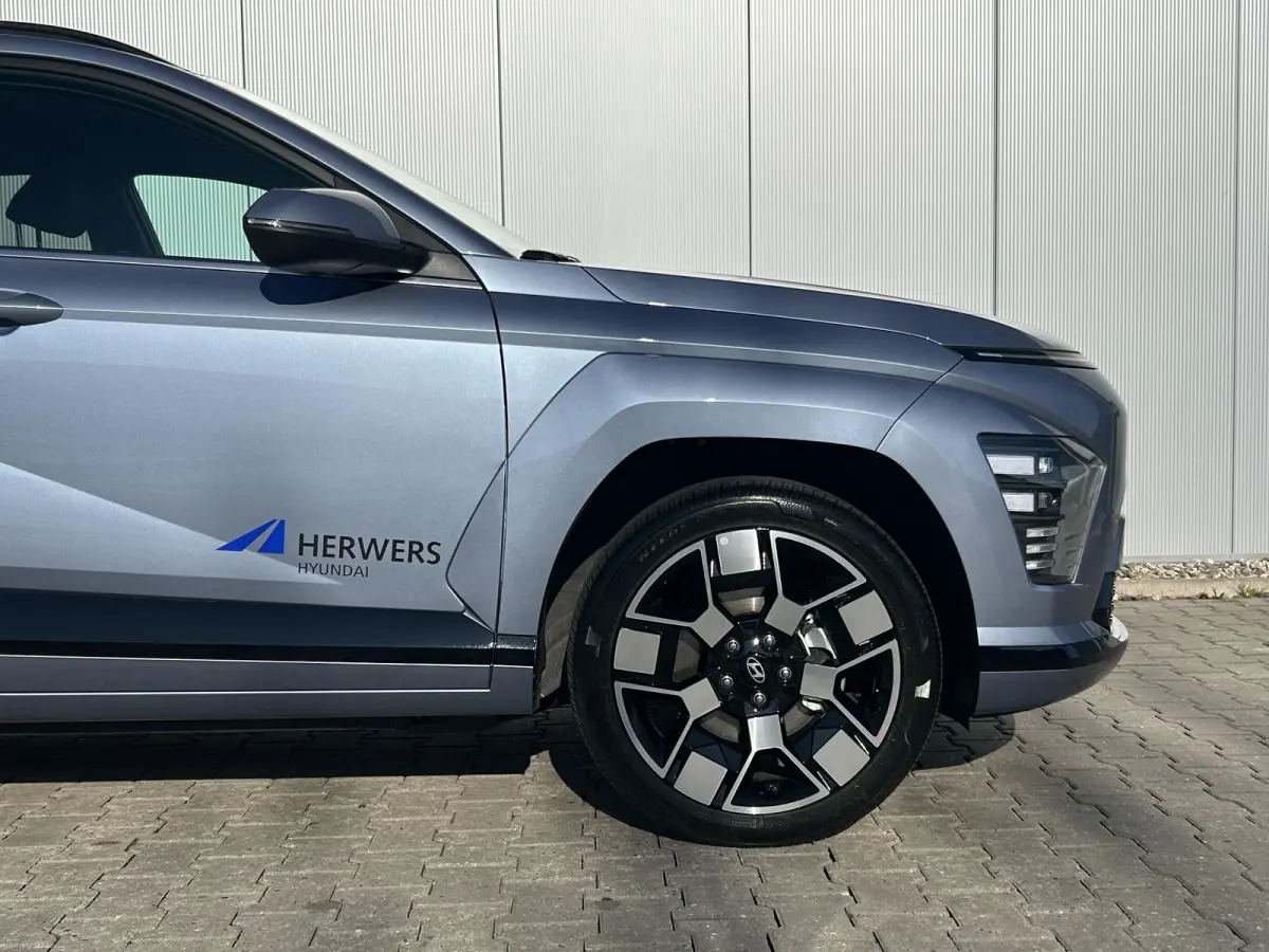 Comfort Smart 65.4 kWh / Navigatie / Cruise Control Adaptief / Climate Control / Achterklep Elektrisch / Stoel & Stuurwiel Verwarming Voorzijde /