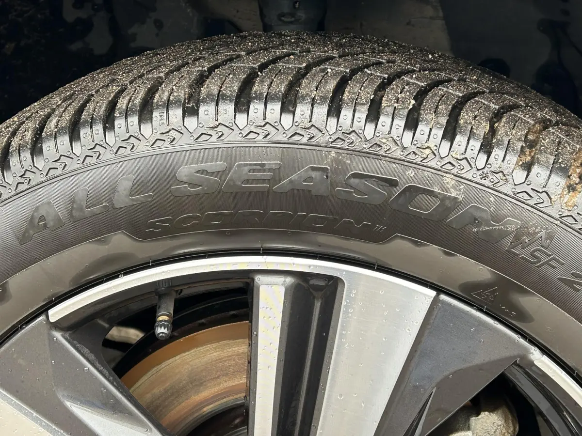 1.5 e-4orce Tekna 4WD 7p. / Trekhaak (1650KG Trekgewicht) / Lederen Bekleding / Cruise Control Adaptief / Elektrische Achterkep/ Airco /