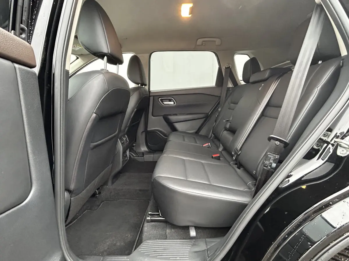 1.5 e-4orce Tekna 4WD 7p. / Trekhaak (1650KG Trekgewicht) / Lederen Bekleding / Cruise Control Adaptief / Elektrische Achterkep/ Airco /