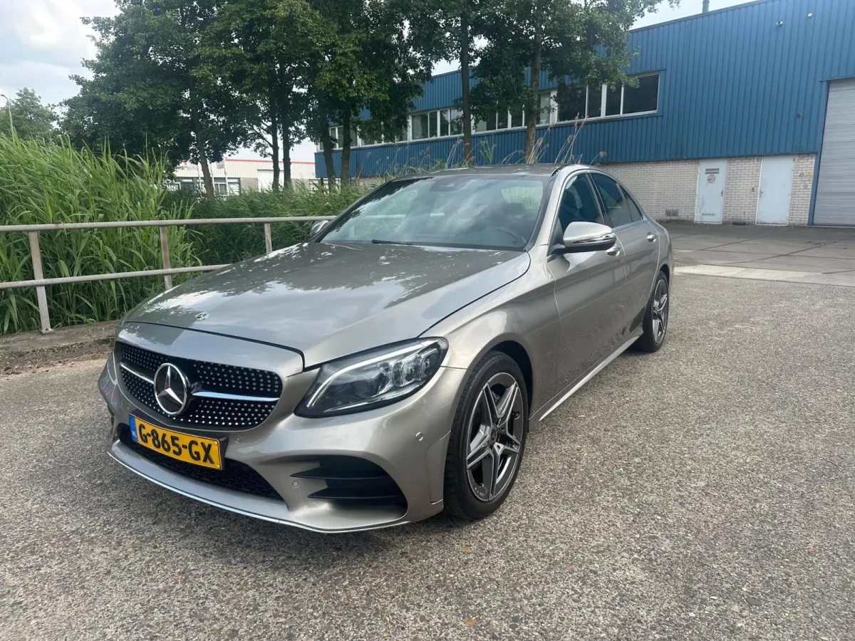 180 Premium Plus Pack!2019!AMG-Line!Navi!Camera!PDC!Sfeer!