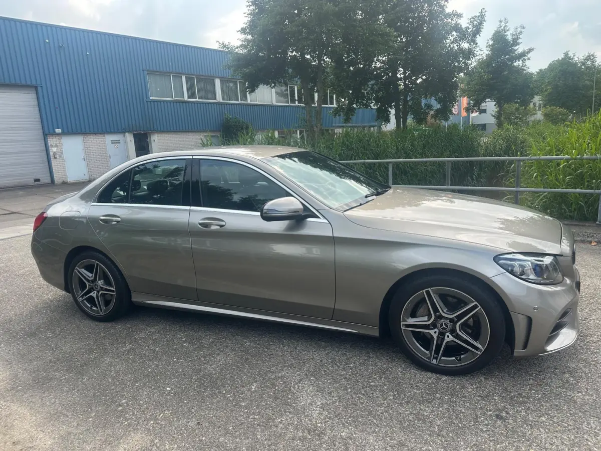 180 Premium Plus Pack!2019!AMG-Line!Navi!Camera!PDC!Sfeer!