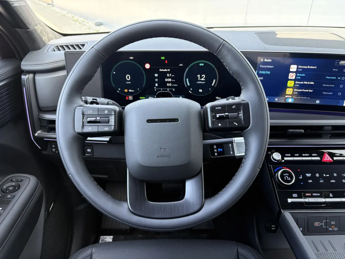 1.6 T-GDI PHEV Black Line 4WD 6p. / € 5000,- Voordeel / 6 Persoons / lichtmetalen velgen 5-spaaks 20" / Stoelverwarming voor/achter / Adaptieve Cruise Control / Dodehoek Camera / Navigatie