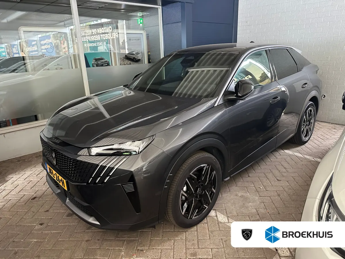 1.2 Hybrid 145 Allure | Navigatie | Carplay | Climate Control | Camera | | Achterbank in delen neerklapbaar | Achteruitrijcamera | Apple Carplay/Android Auto|telefoonintegratie premium