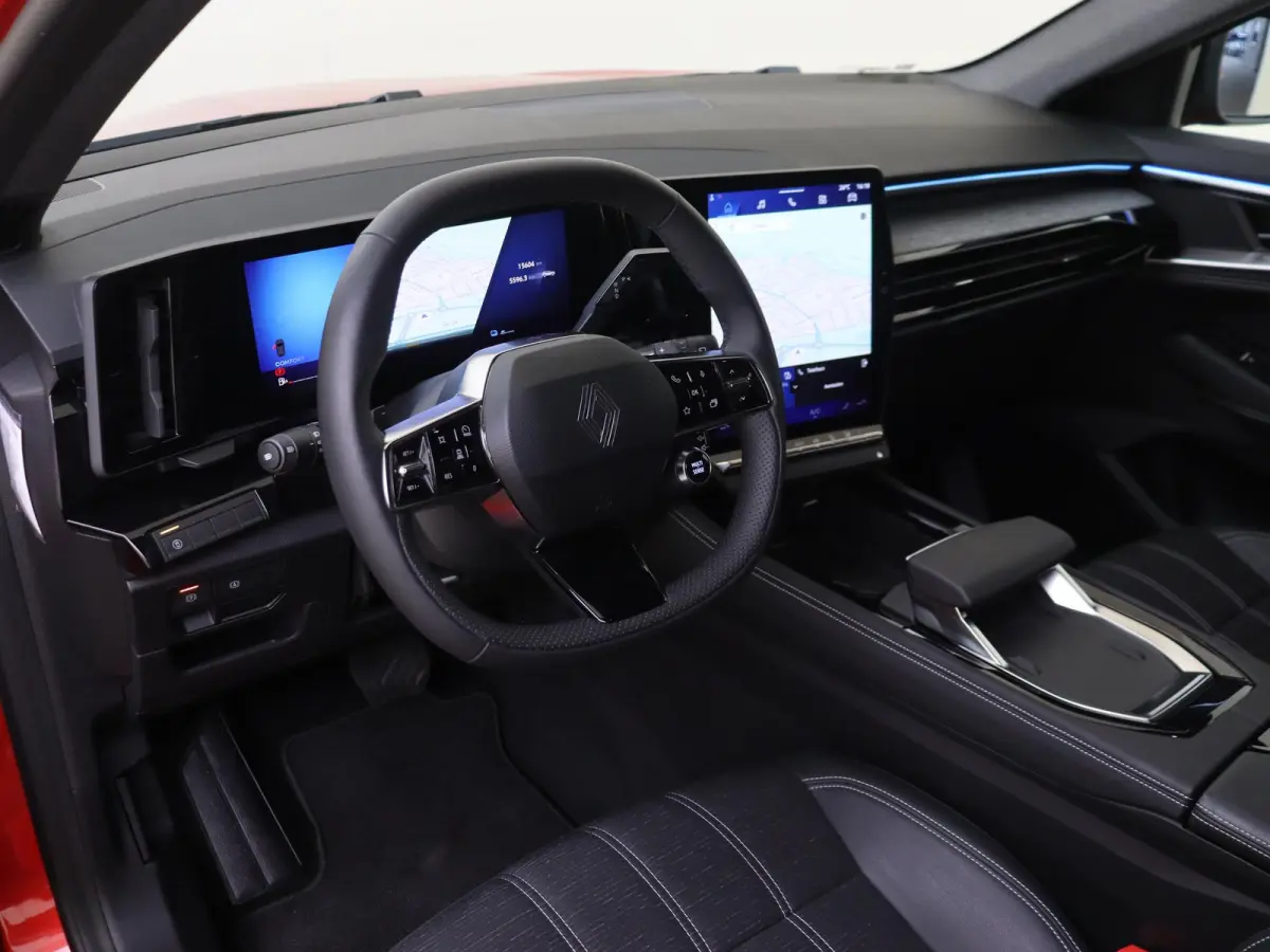 1.2 E-Tech full hybrid 200 techno | Pack around view camera | Pack Safety | Apple Carplay/Android  | cruise control adaptief | electronic climate control | lederen/stof bekleding | LED kopla