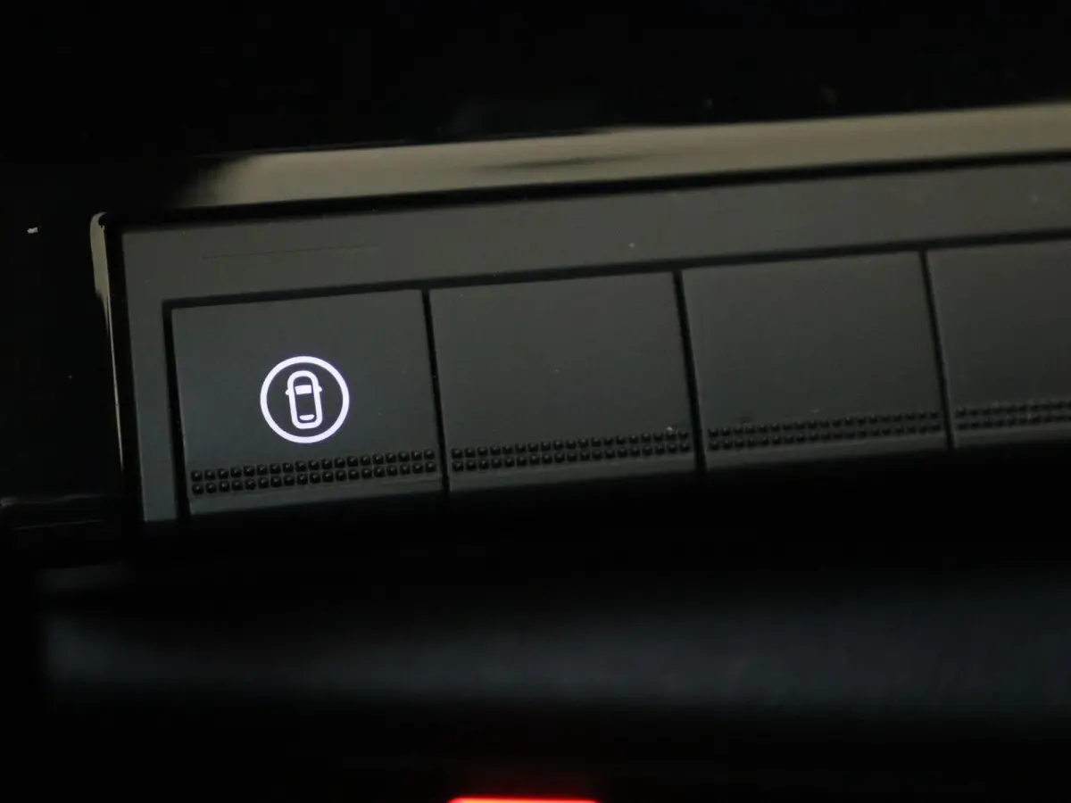 1.2 E-Tech full hybrid 200 techno | Pack around view camera | Pack Safety | Apple Carplay/Android  | cruise control adaptief | electronic climate control | lederen/stof bekleding | LED kopla