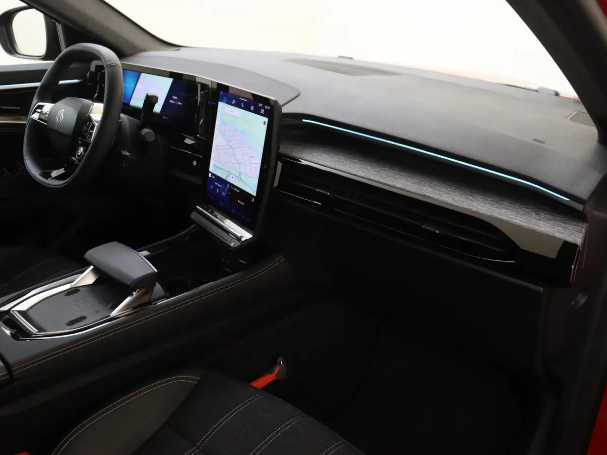 1.2 E-Tech full hybrid 200 techno | Pack around view camera | Pack Safety | Apple Carplay/Android  | cruise control adaptief | electronic climate control | lederen/stof bekleding | LED kopla