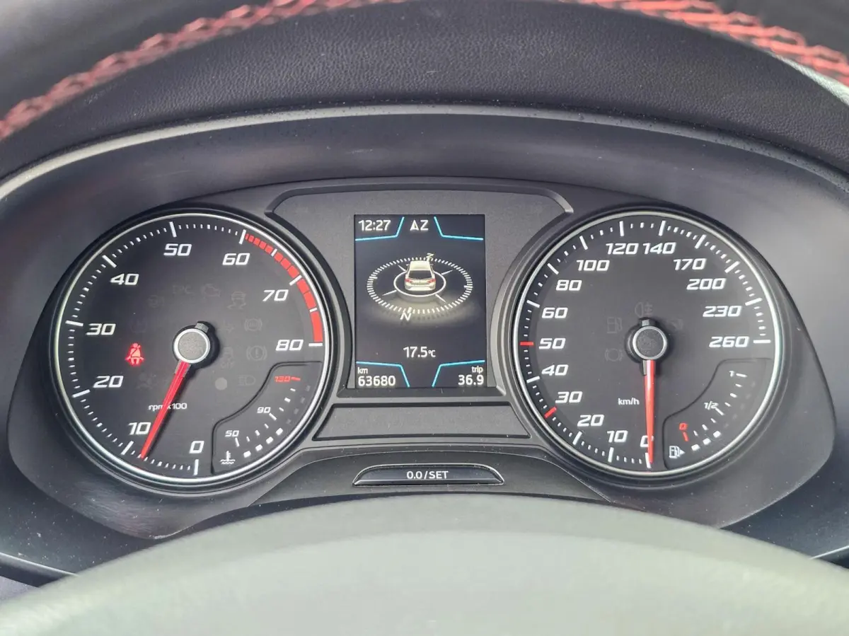 1.4 FR|CARPLAY|CRUISE|SEAT SOUND|STOELVERWARMING