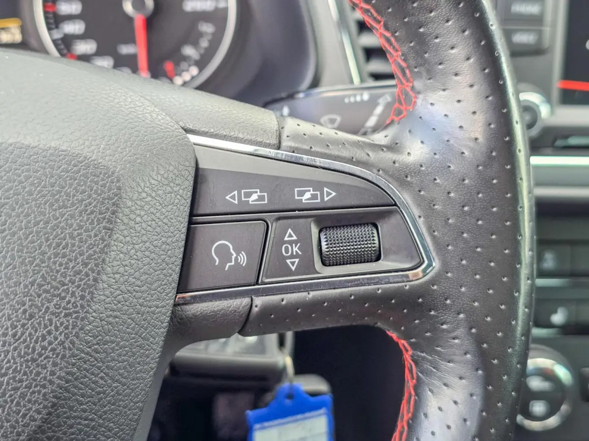 1.4 FR|CARPLAY|CRUISE|SEAT SOUND|STOELVERWARMING