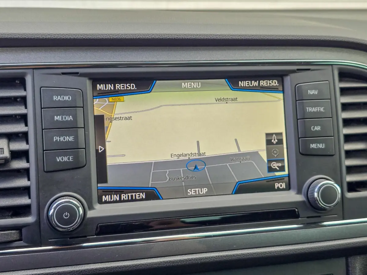 1.4 FR|CARPLAY|CRUISE|SEAT SOUND|STOELVERWARMING