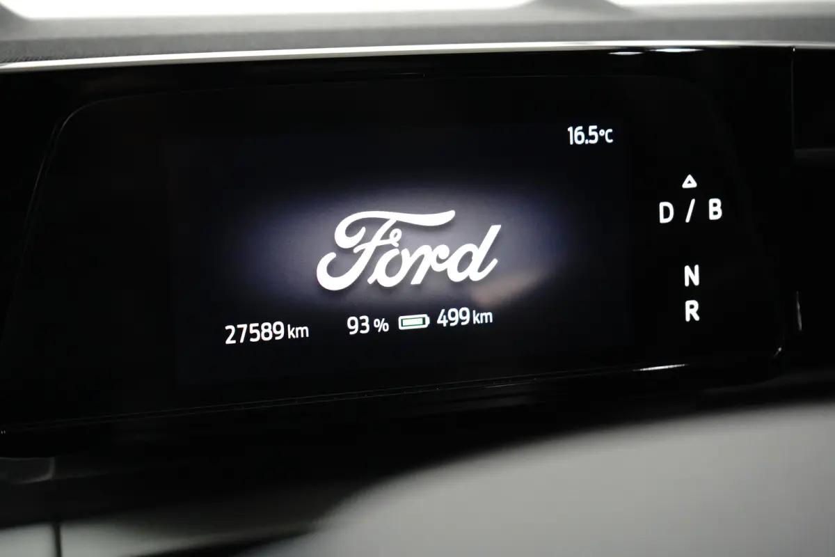 Premium Extended Range 340pk AWD 79KWh | AGR-Stoelen | Head-Up | Warmtepomp | Matrix-Led | 4 Jaar Ford protect