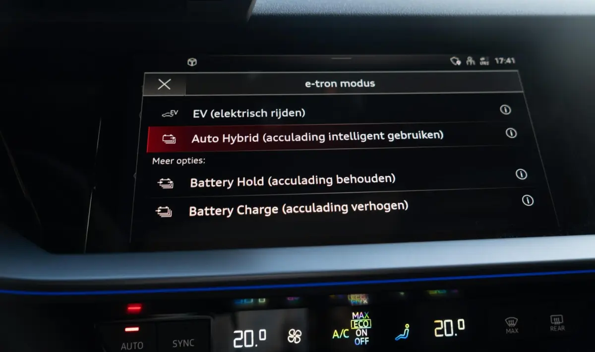 40 TFSI e S-line | Pano | B&O | Ambient+ | HD Matrix