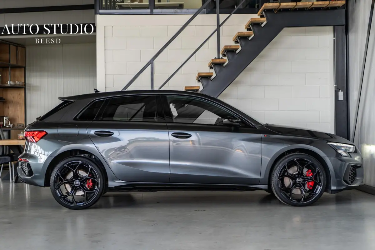 45 TFSI e S-line | Leer met rode stiksels | Sfeer | Cam