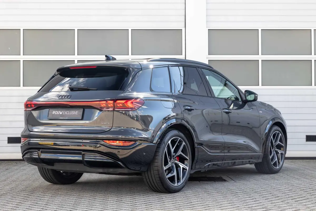 quattro 388pk S edition 100 kWh | Trekhaak | Luchtvering | Panoramadak | B&O 3D Audio