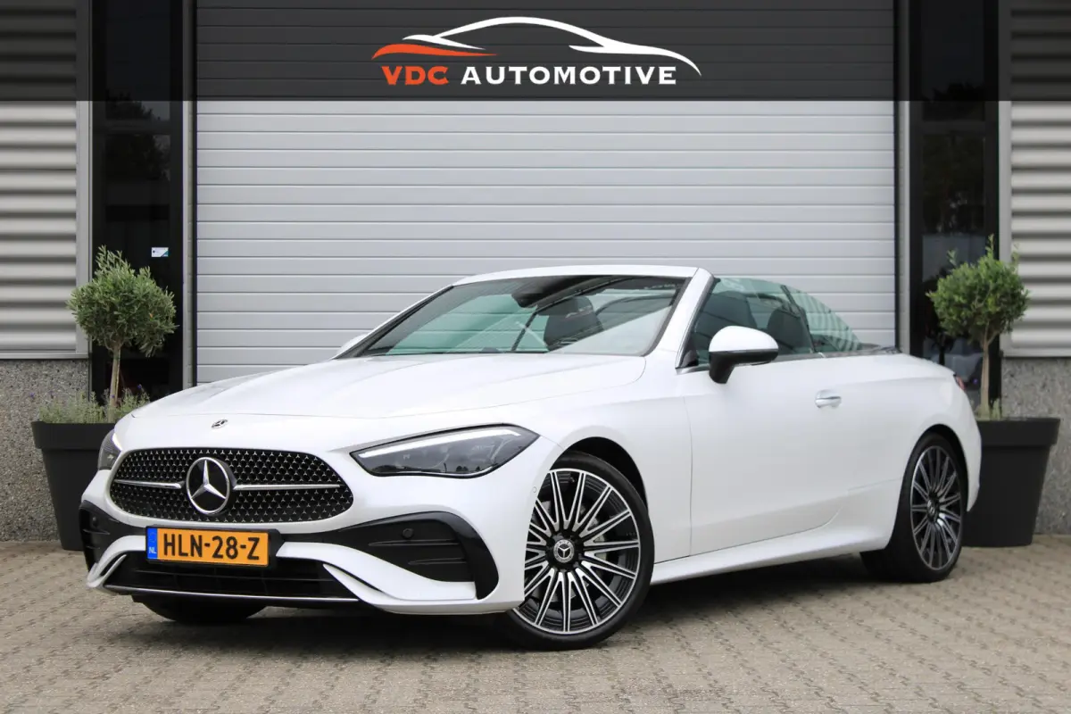 200 AMG Cabrio Burmester | Distronic | Memory | Airscarf | Carplay | Camera | Keyless | Opalietwit Metallic | Dealer Onderhouden