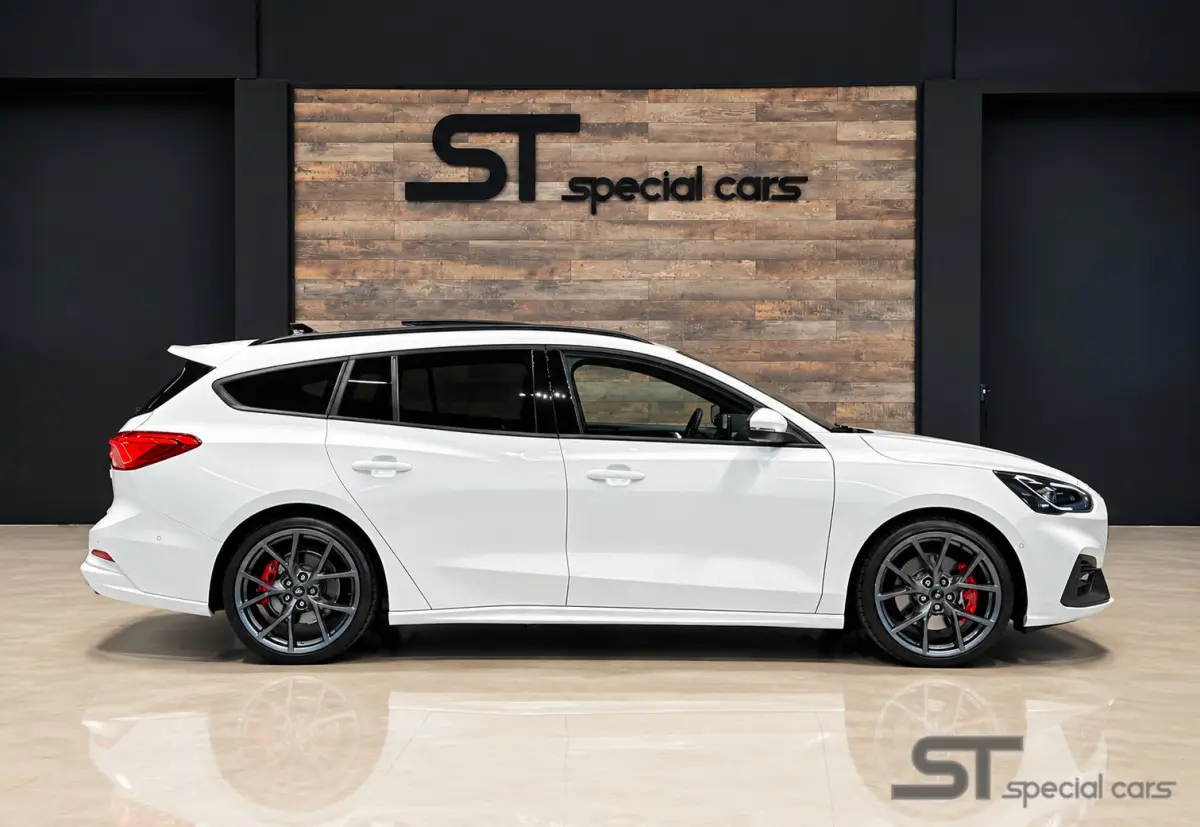 2.3 EcoBoost ST-X|Pano|HUP|Performance Pack