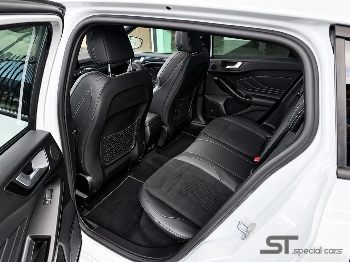 2.3 EcoBoost ST-X|Pano|HUP|Performance Pack